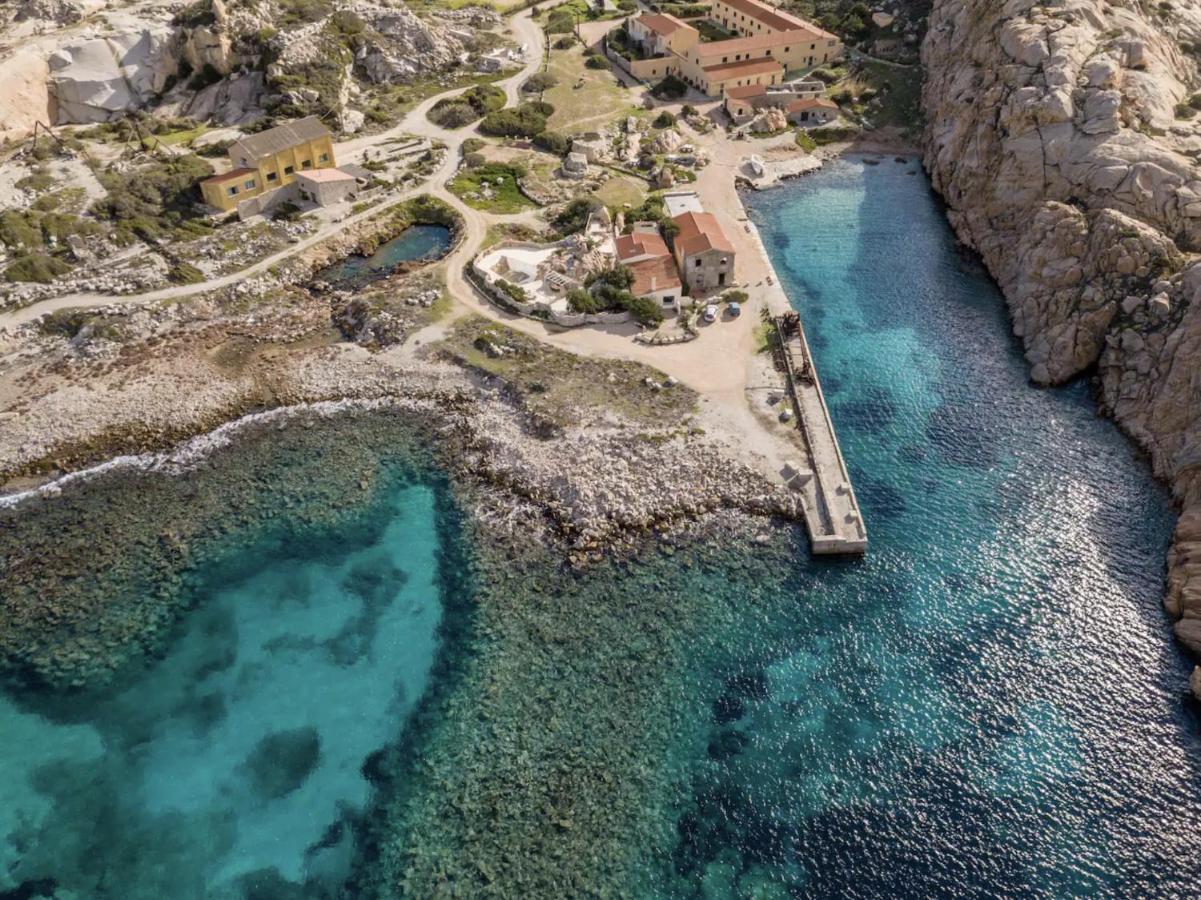 Residence Cala Francese - Case Sul Mare La Maddalena  Exterior photo